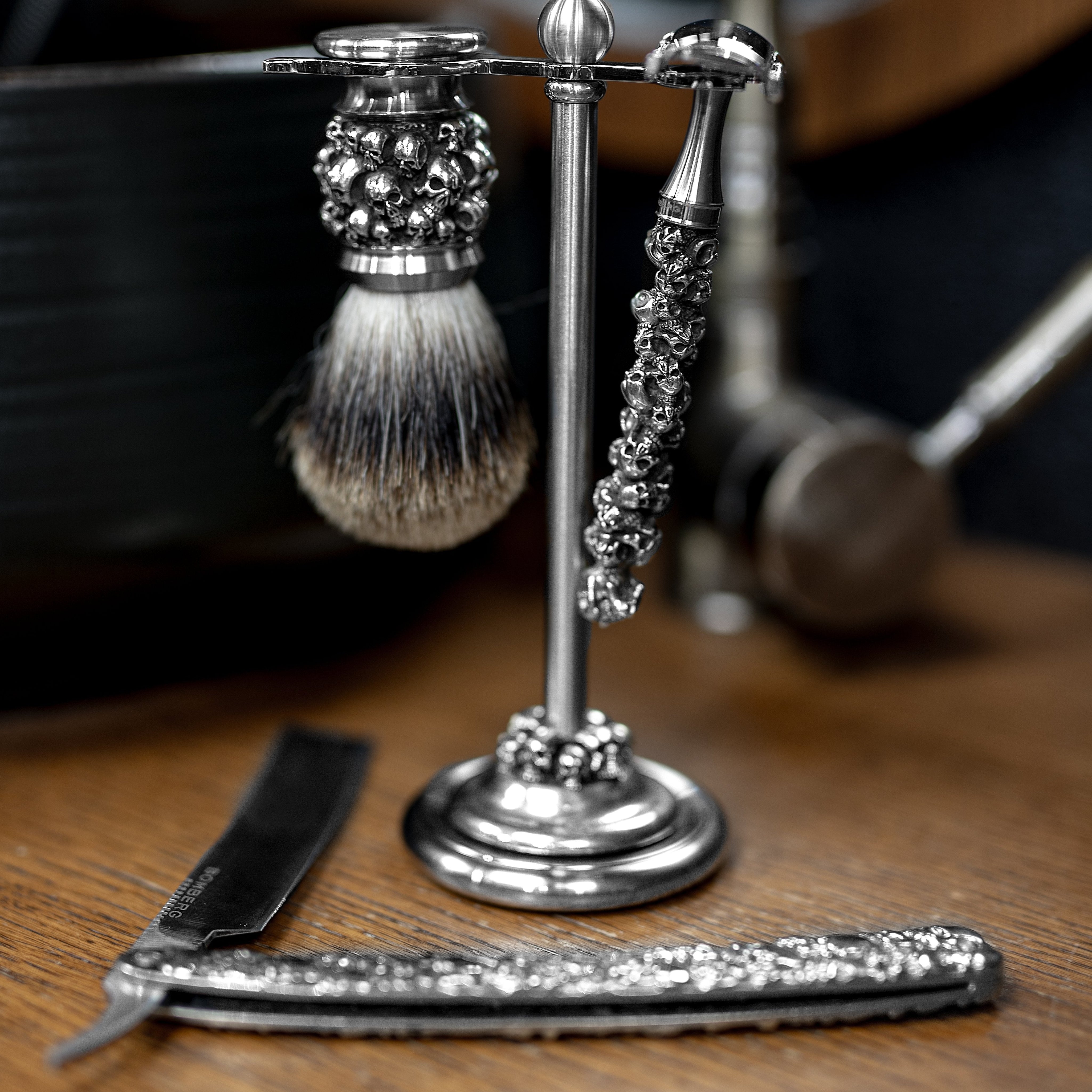 SHAVING KIT